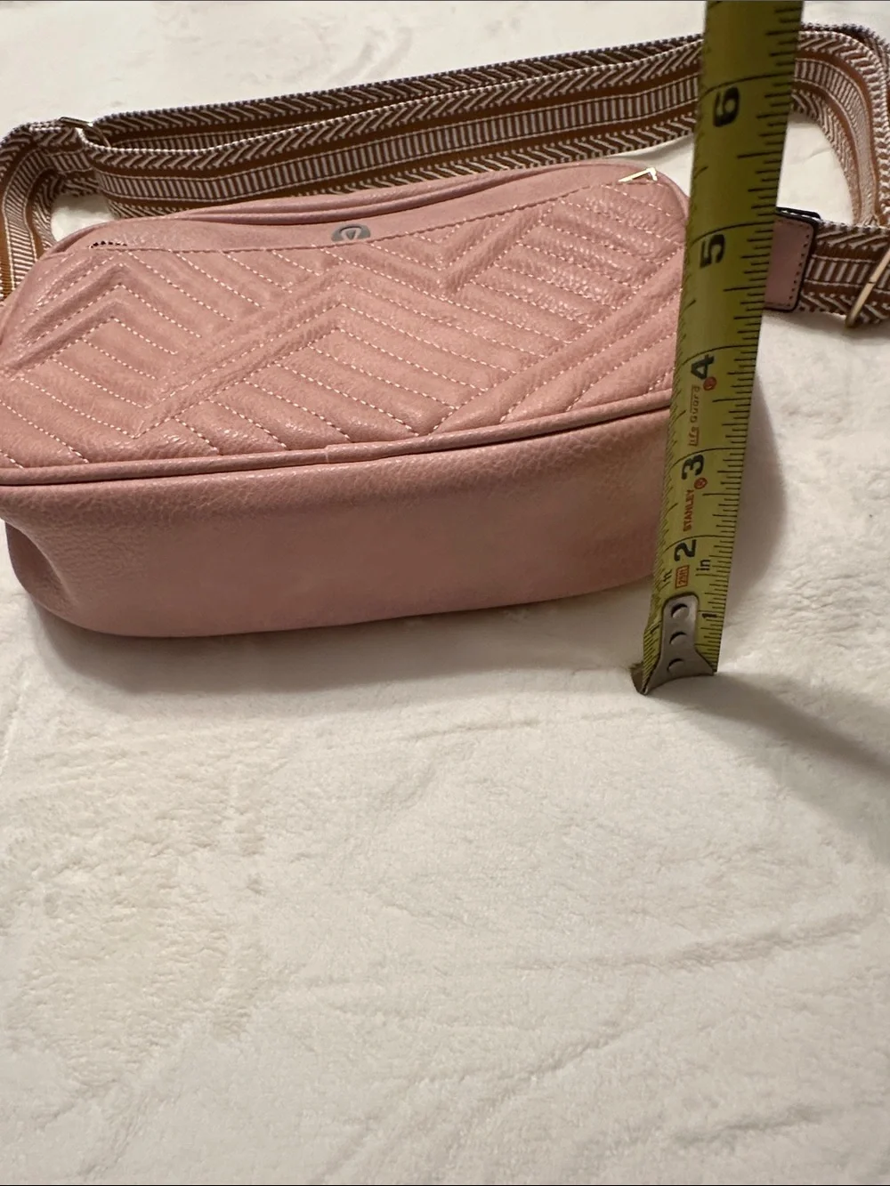 lululemon athletica Blush Quilted Chevron Crossbody with Patterned Strap